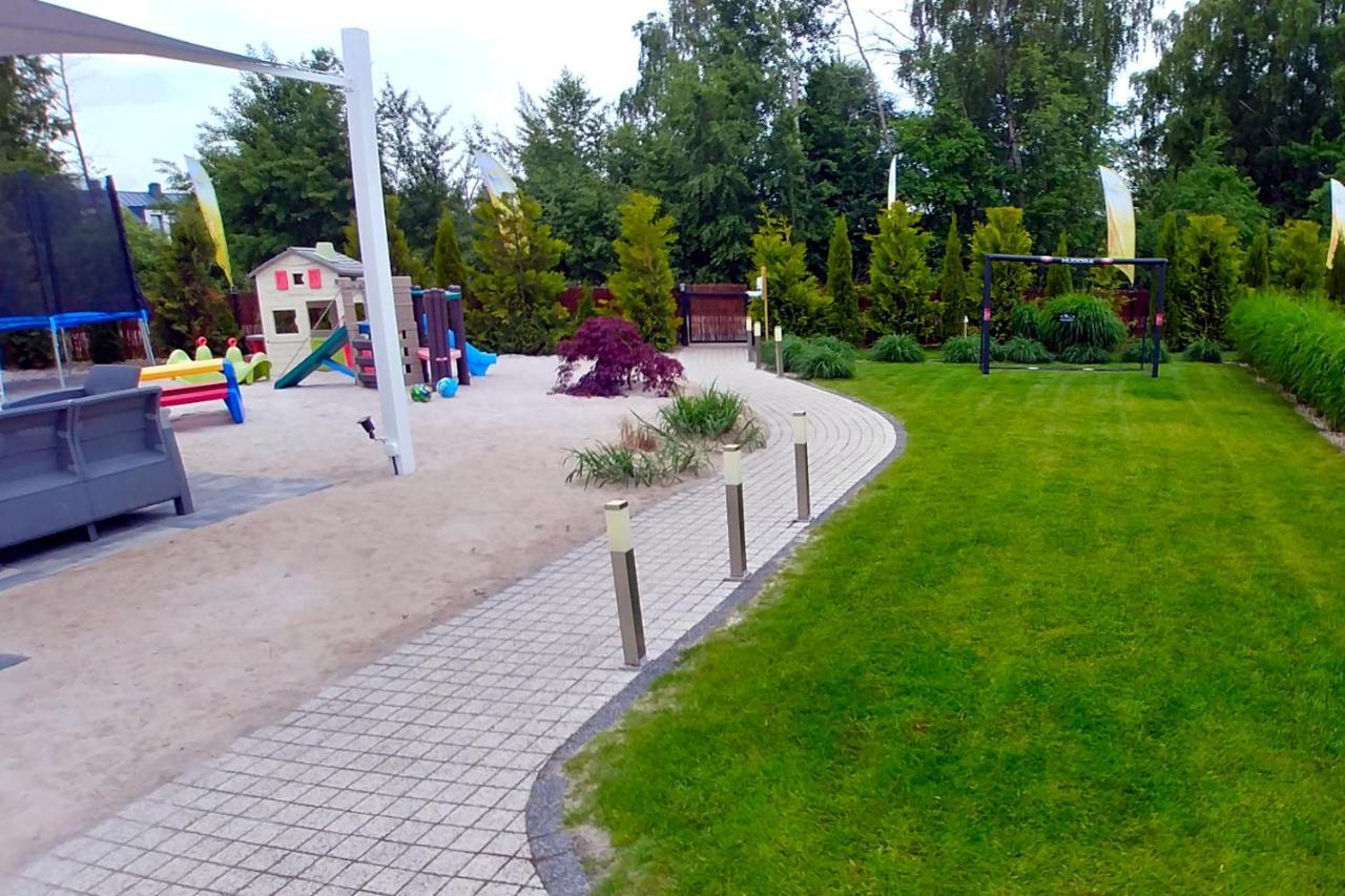Sloneczna Przystan Apartment Дебки Екстериор снимка