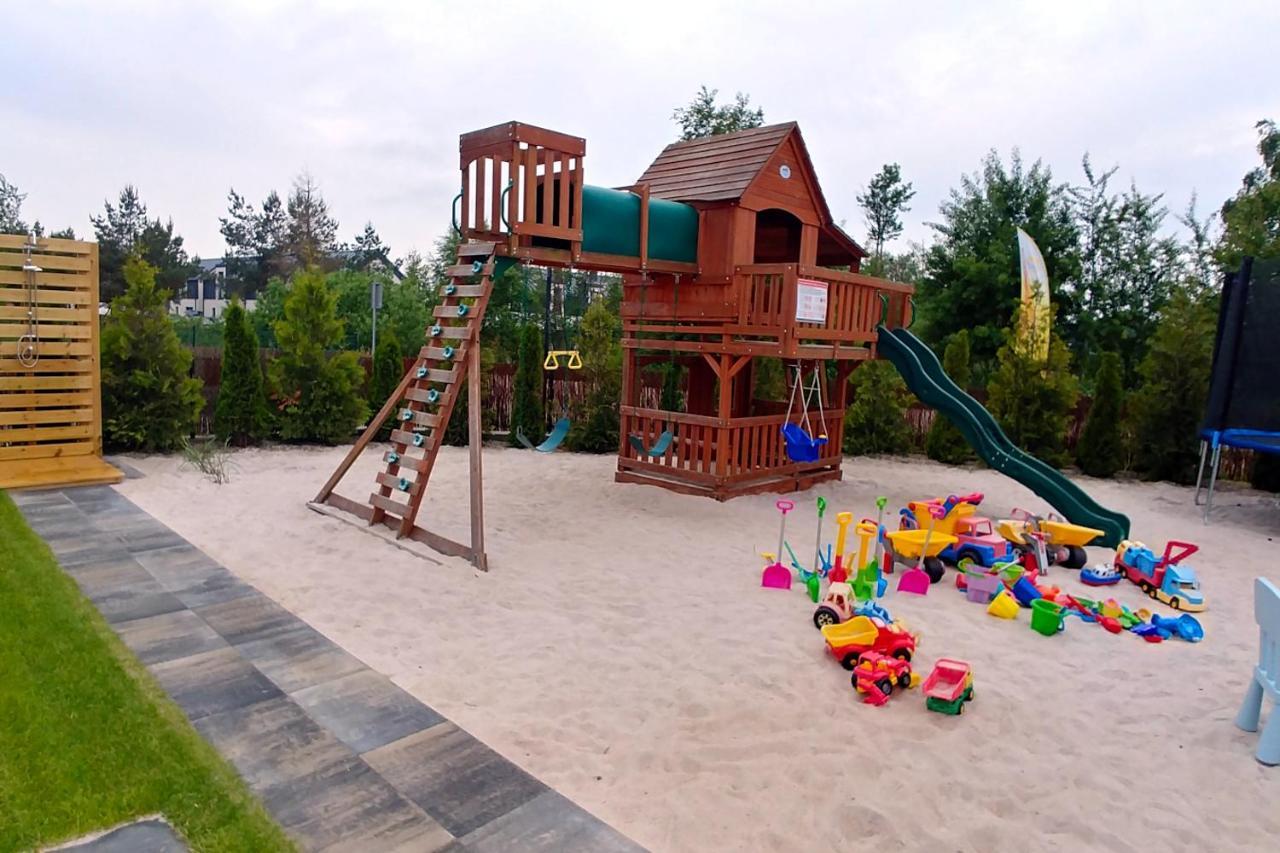 Sloneczna Przystan Apartment Дебки Екстериор снимка