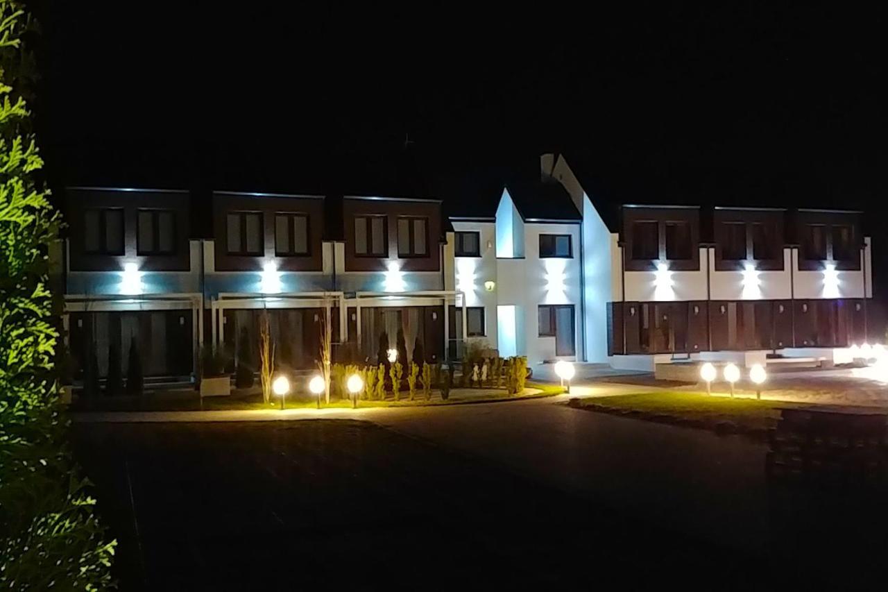 Sloneczna Przystan Apartment Дебки Екстериор снимка