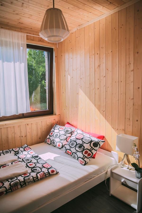 Sloneczna Przystan Apartment Дебки Екстериор снимка