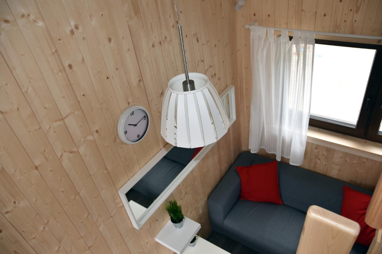 Sloneczna Przystan Apartment Дебки Екстериор снимка
