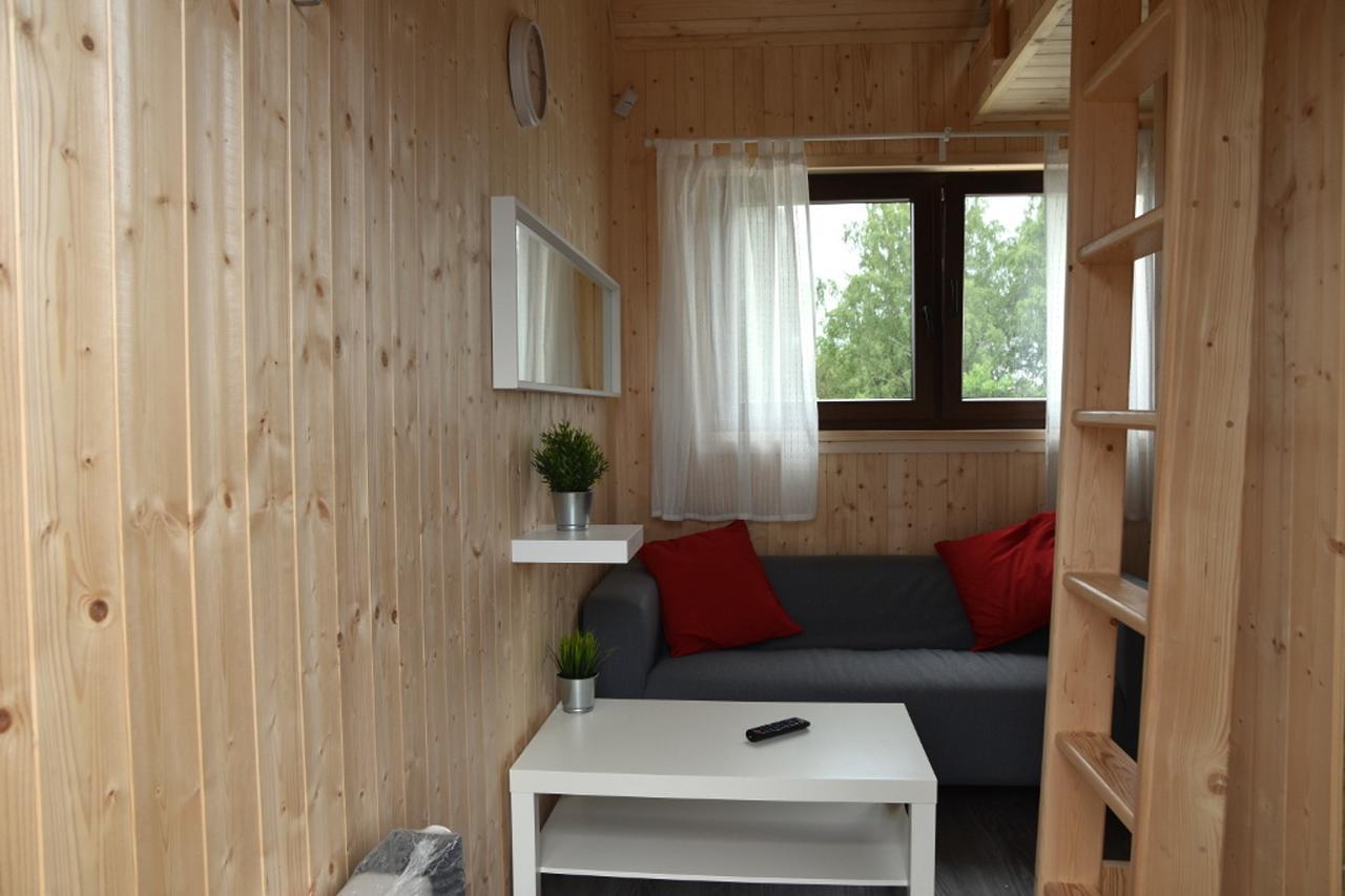 Sloneczna Przystan Apartment Дебки Екстериор снимка